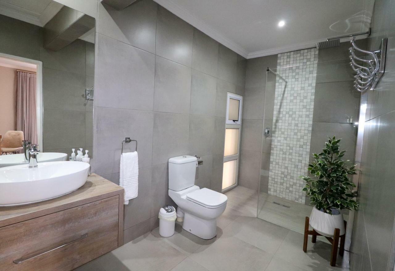 Stonehill Villa Bloemfontein Buitenkant foto